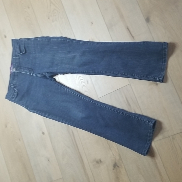 NYDJ Denim - NYDJ Lift tuck Straight Jean's with bedazzled pockets